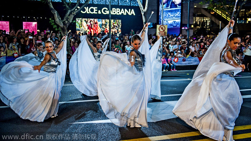 Shanghai Tourism Festival opens with razzle-dazzle