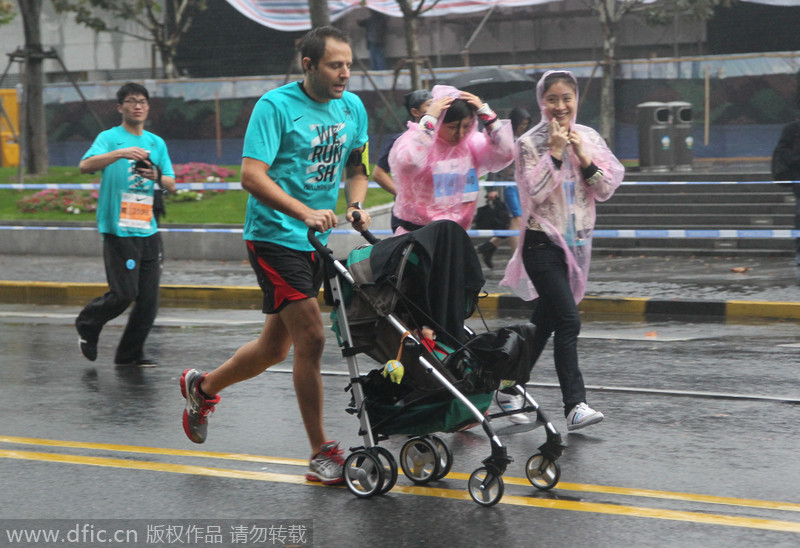 Moments from 2014 Shanghai Marathon