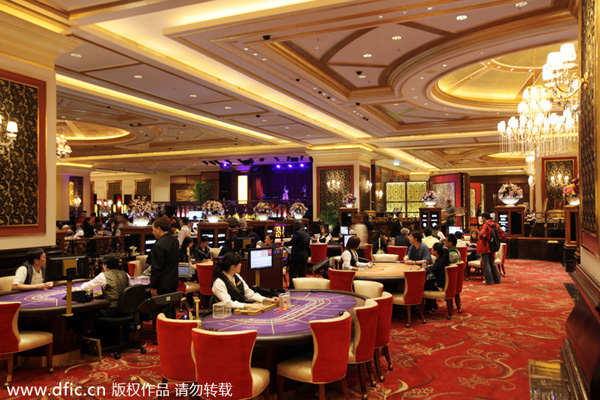 Macao reports economic contraction