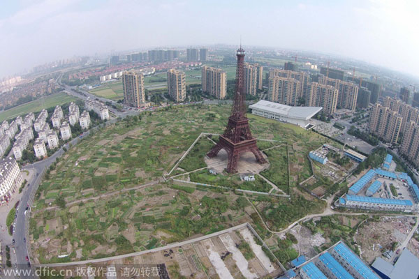 Trending: Eiffel Tower replica in Hangzhou