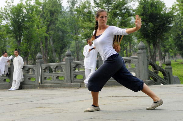 Foreigners flock to Taoism for natural balance