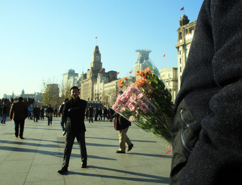 People mourn victims in Shanghai stampede