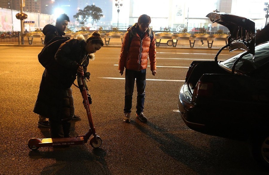 Female designated driver's life in Shanghai