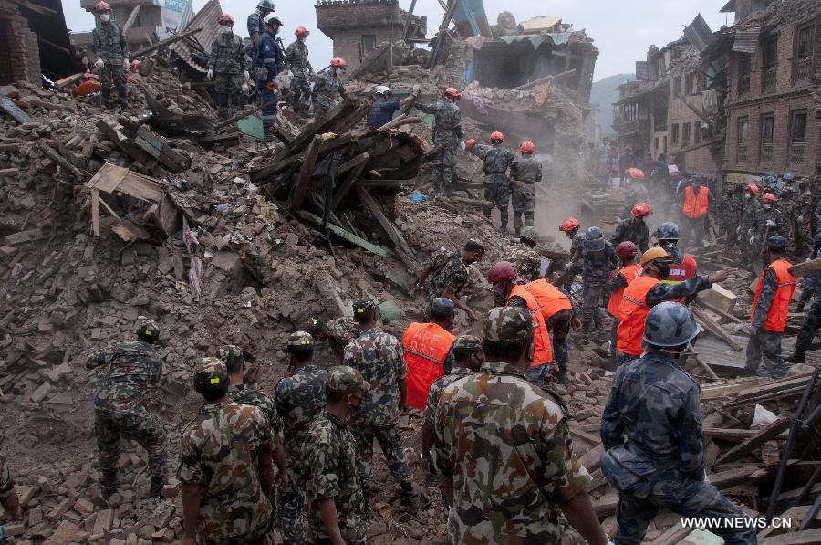 Chinese rescuers work on outskirts of Kathmandu, Nepal