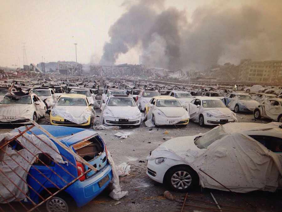 Tianjin blasts turn vehicles into ash