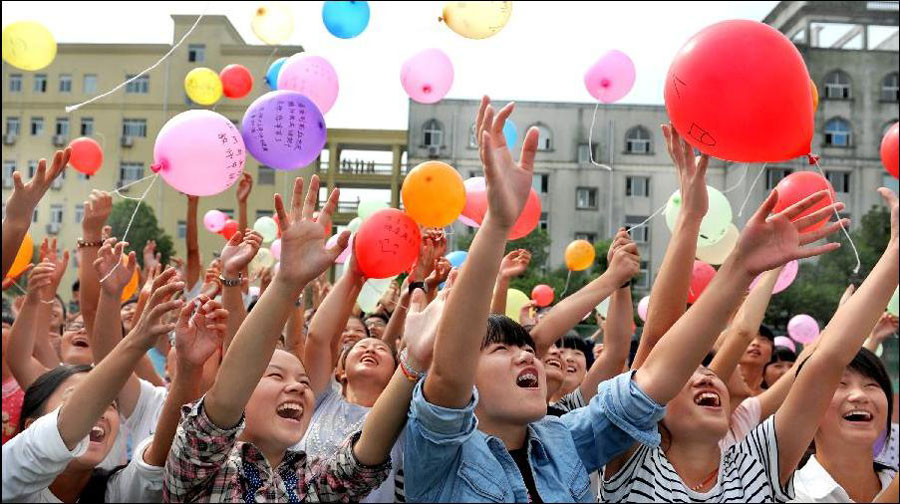 Students celebrate Chinese Teacher's Day