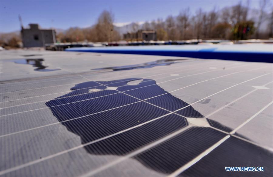 First solar powered public bus operates in Tibet