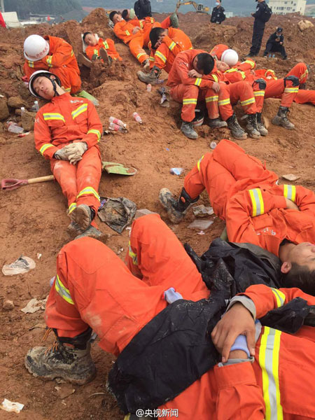 Rescuers search survivors after devastating landslide hits Shenzhen