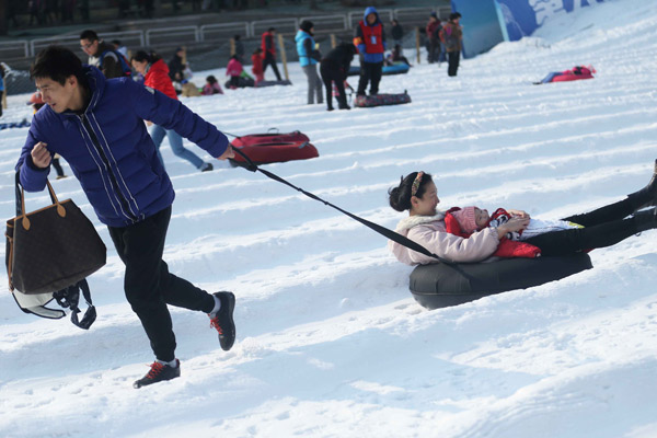 Winter sports gaining appeal in Beijing