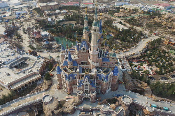 Disney promises Xi 'safe, high-quality' park