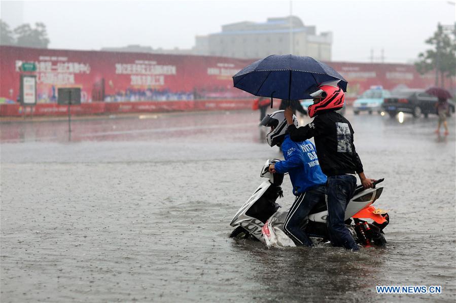 Heavy rain, floods across China