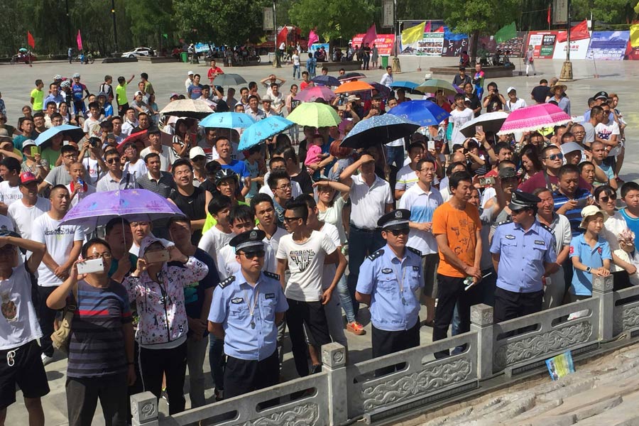 Moments from the 2016 Tour of Qinghai Lake