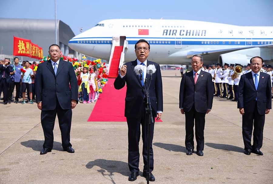 Li arrives in Macao to boost ties with Portuguese-speaking countries