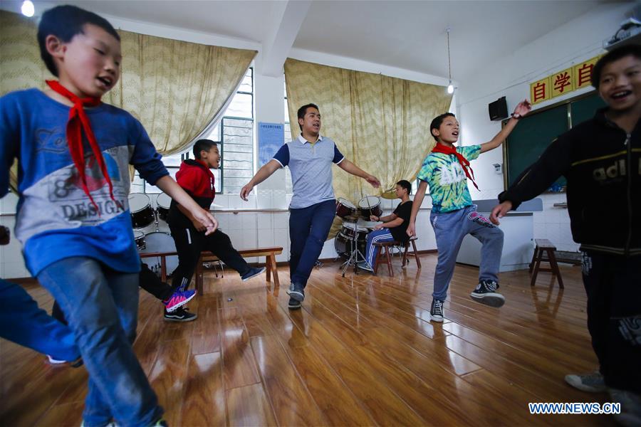 Sang Lei, voluntary teacher in China's Yunnan