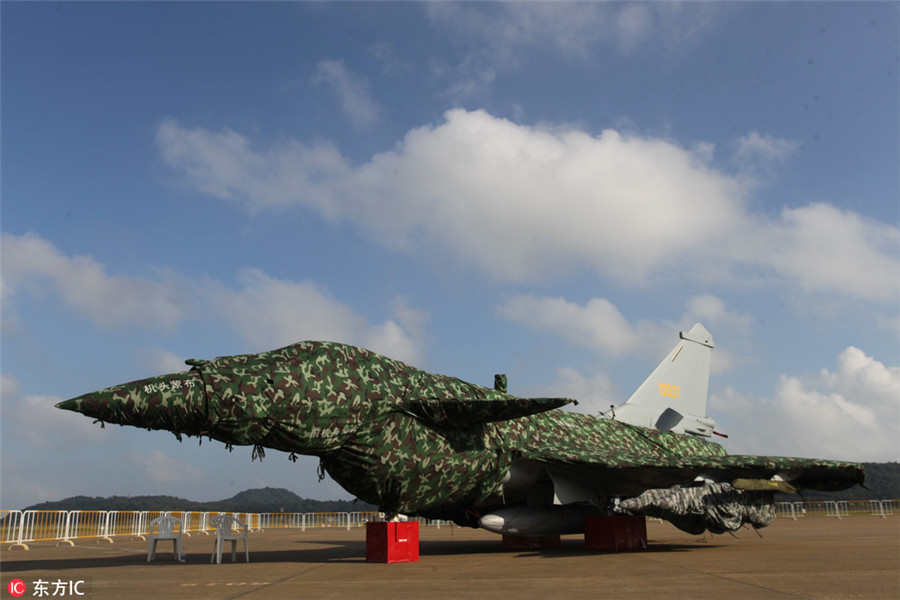 Planes ready to take off at Airshow China