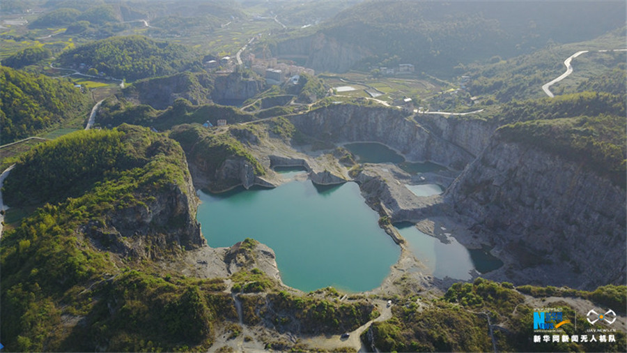 Heart-shaped pond found in Chongqing, Southwest China