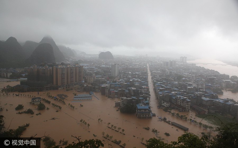 Torrential rain leaves S China county flooded