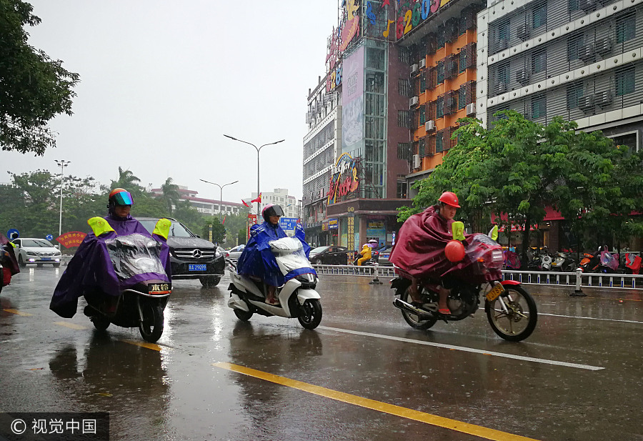 Typhoon threatens southern coast