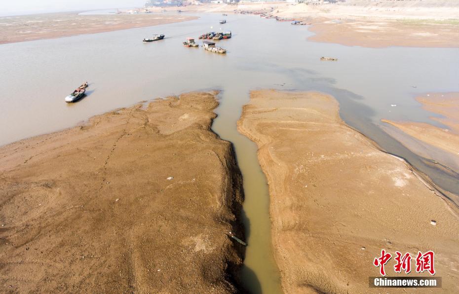 China's largest freshwater lake enters dry season