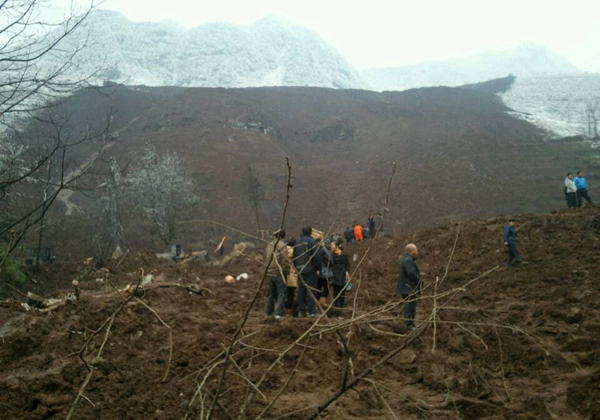 22 found dead after landslide in SW China