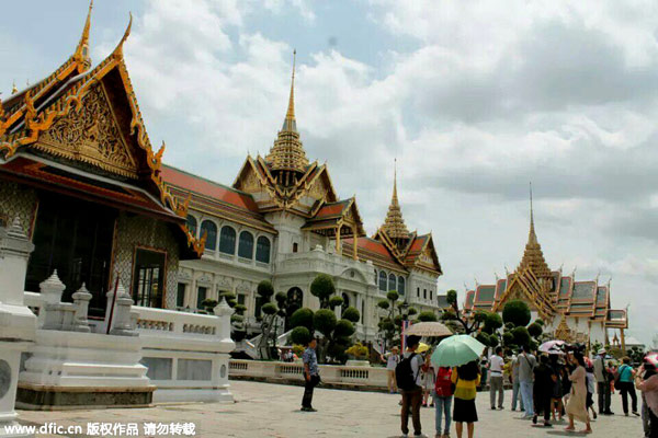 Good tourists to improve China's image abroad