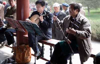 Enjoy Beijing's park life