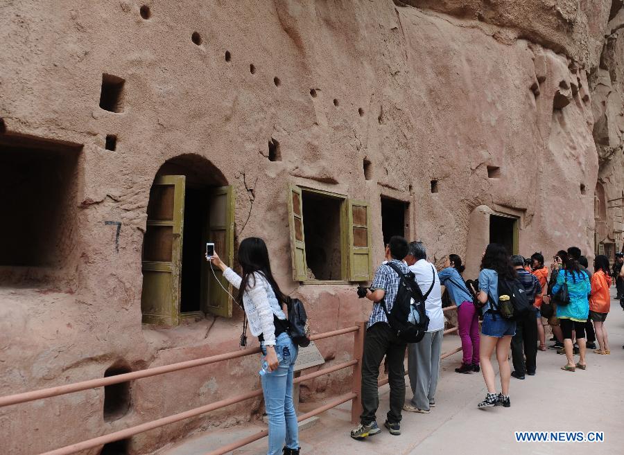 UNESCO to review Bingling Temple Grottoes in China