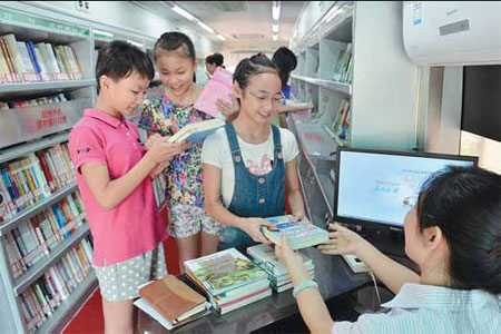 Mobile library in Hebei is a success story