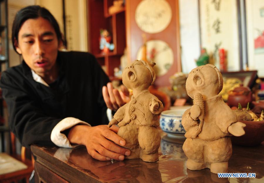 Sanchizhai clay sculptures in N China