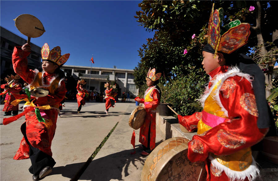 Dongba culture explored in class