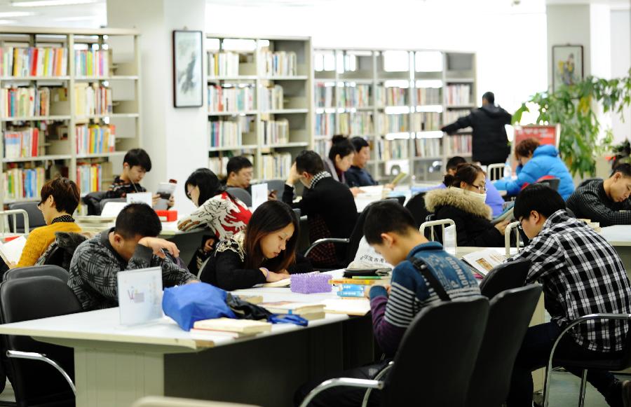 People read books at library in Spring Festival