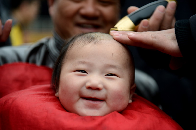 China celebrates Long Tai Tou Festival