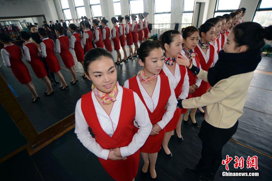 Students trained to become Miss Etiquettes