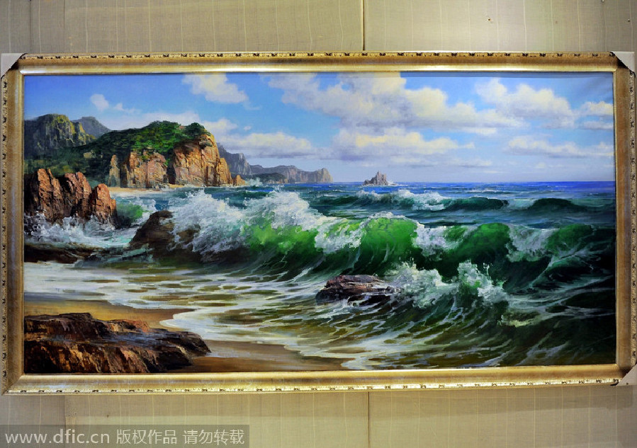 Paintings by DPRK's Mansudae Art Studio debut in Shenyang