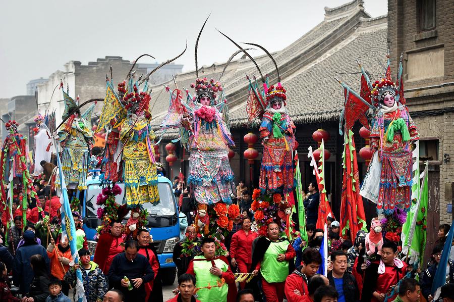 Temple fair with 700 years history staged in Henan