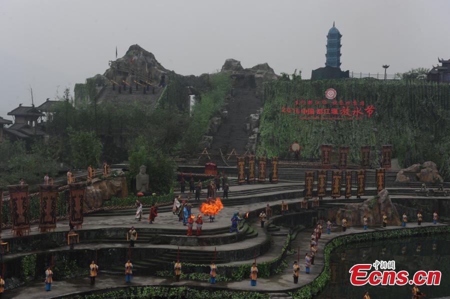 Water-releasing festival opens in Dujiangyan