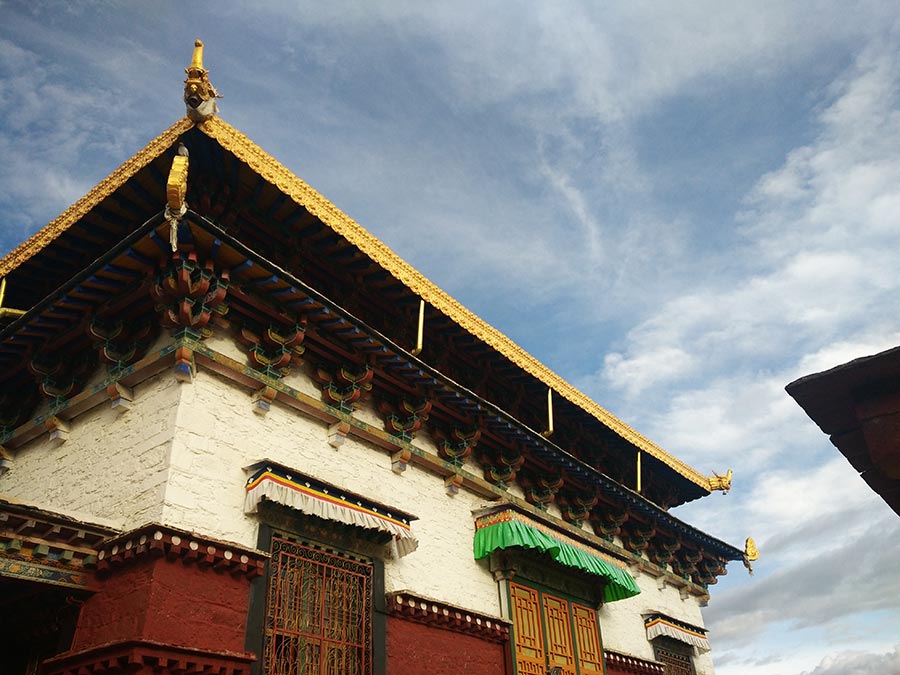 Monasteries in Tibet undergo major restoration works