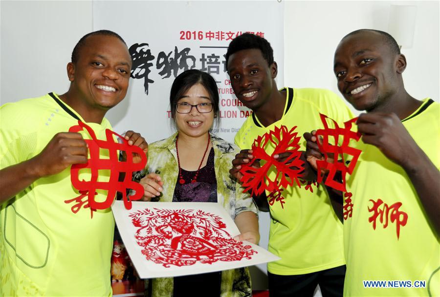 African trainees learn lion dance in NE China's Dalian