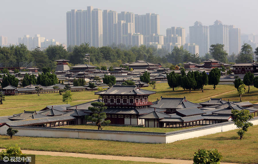 Miniature replica of Daming Palace shows Tang Dynasty's craftsmanship