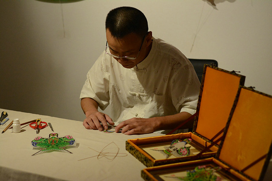 Chinese kites and fans exhibition on display in Sydney