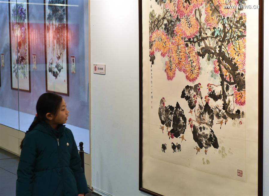 Rooster-themed artworks on exhibition in Shanxi