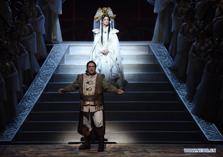 Actors perform opera Turandot in Beijing