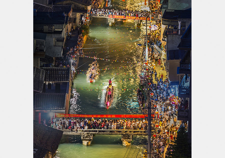 Photographers capture Dragon Boat Festival celebrations in China