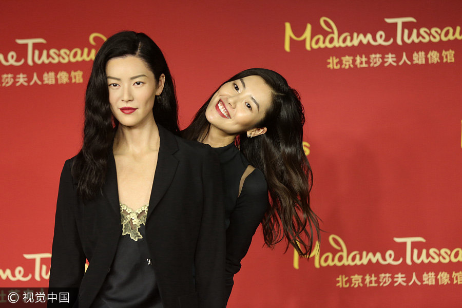 Liu Wen's waxwork model unveiled in Beijing