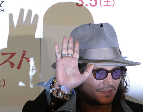 Johnny Depp promotes movie 'The Tourist' in Tokyo