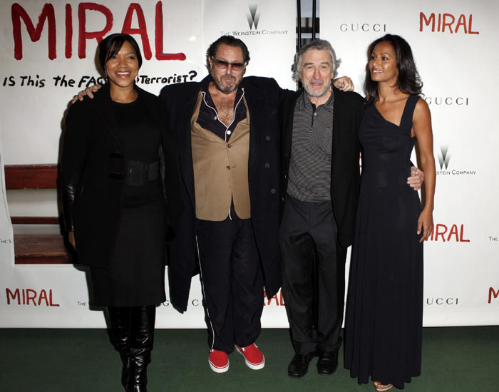 Robert De Niro ,Sean Penn and other celebs at the premiere of 'Miral'