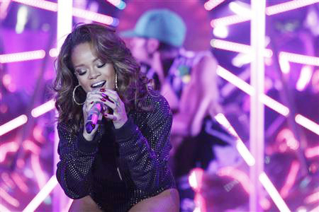 Rihanna's 'Talk The Talk' release tops iTunes