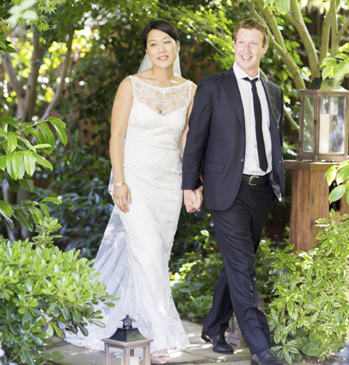 Facebook's Mark Zuckerberg gets married