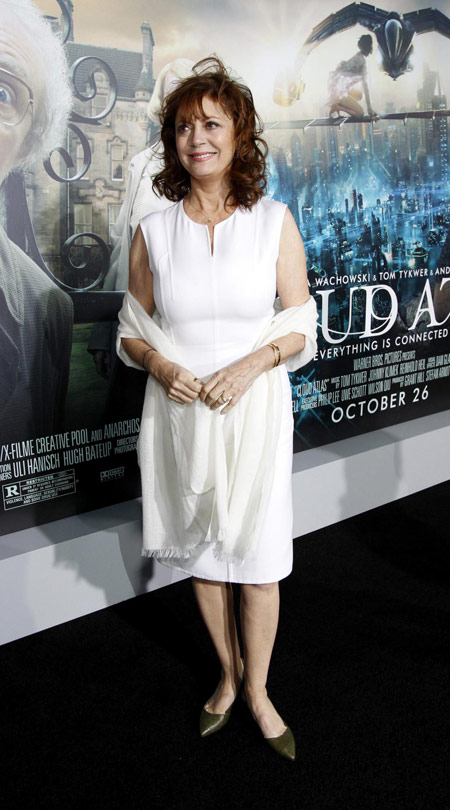 Tom Hanks, Zhou xun attend premiere of 'Cloud Atlas'