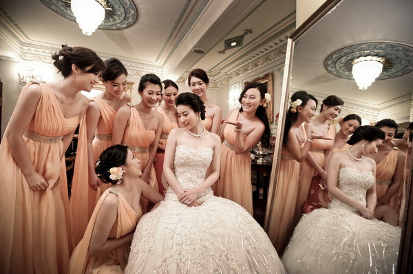 Diving queen Guo Jingjing weds HK tycoon's son